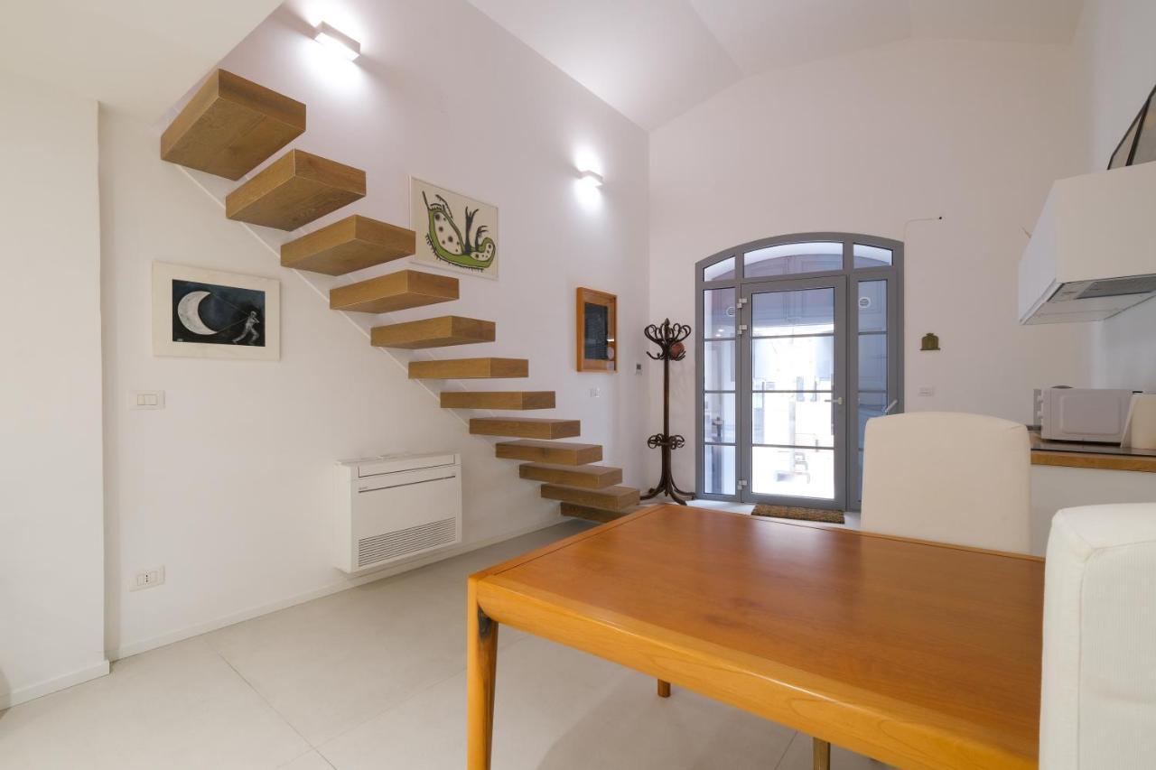 バーリOld Stone Houseアパートメント エクステリア 写真
