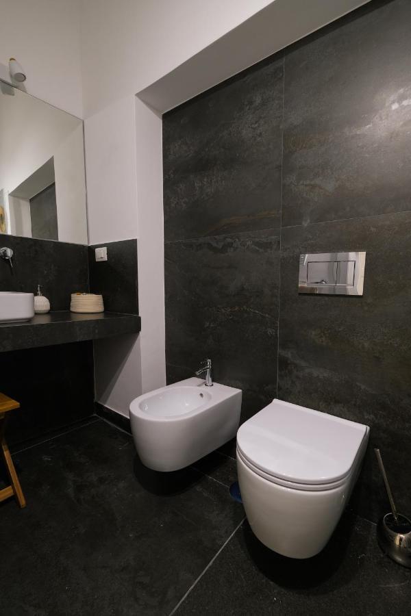 バーリOld Stone Houseアパートメント エクステリア 写真